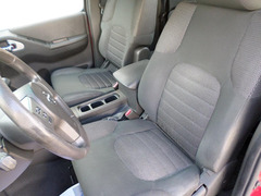 NISSAN NAVARA