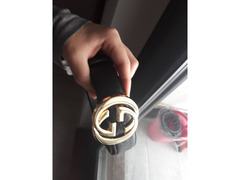 Cintura Gucci nera uomo e donna