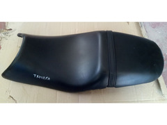 Sella x Triumph Speed Four (Baby Speed) 600
