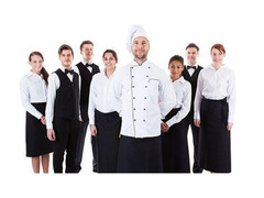 Receptionist, personale di cucina, i lavapiatti, camerieri necessari