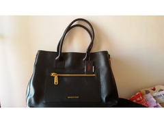 Vendo 3 borse nuove:Mario Valentino,Liu Jo ed L.Credi Munich