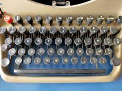 Olivetti Lexikon 80 macchina da scrivere