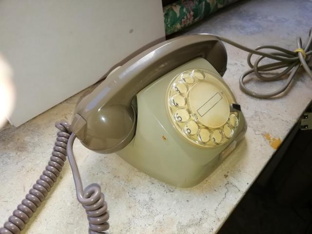 VENDO Telefono Vintage+€12 spese spedizione fuori sede - 2/2