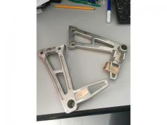 supporto pedana post dx 50650-KR1-860 Honda  Nuovo originale