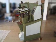 Monta base / Montaboette / Montatacchi a colla per calzature    info: +39 3387149897