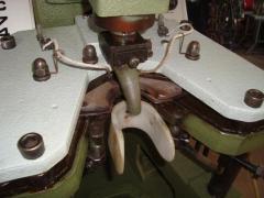 Monta base / Montaboette / Montatacchi a colla per calzature    info: +39 3387149897