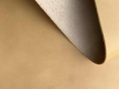 Pelle di vitello  fiore colore nocciola – 5A