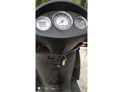 Scooter Peugeot Geopolis 500