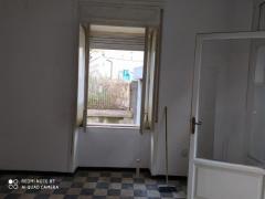 Negozio sito in via michelangelo schipa 53 salerno
