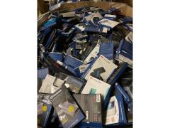 Stock 50.000 Pz Fallimentare Cover Pellicole Caricatori Nuovi
