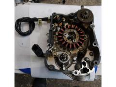 carter coperchio pompa acqua honda dylan 125 con statore