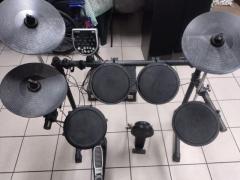 Batteria ALESIS DM6 kit