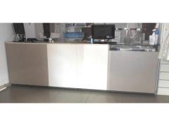 ARREDO NEGOZIO DI ABBIGLIAMENTO