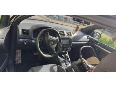 Auto golf gti 2000
