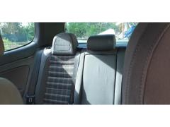Auto golf gti 2000