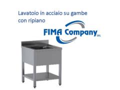 Lavatoio in acciaio su gambe con ripiano