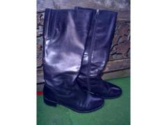 Vendo stivali  in vera pelle neri da donna  taglia  40