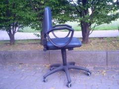 Poltroncina tipo ufficio