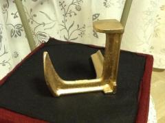 Treppiedi per Calzolaio Professionale in metallo dorato