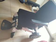 vendo sedia a rotelle per disabili mai usata nuova in perfette condizioni
