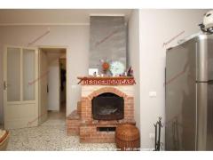 Casa indipendente In vendita Via Autonomia Michele Valenza 84, Scillato