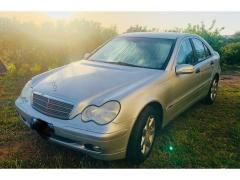Mercedes C200 Benz