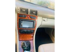 Mercedes C200 Benz