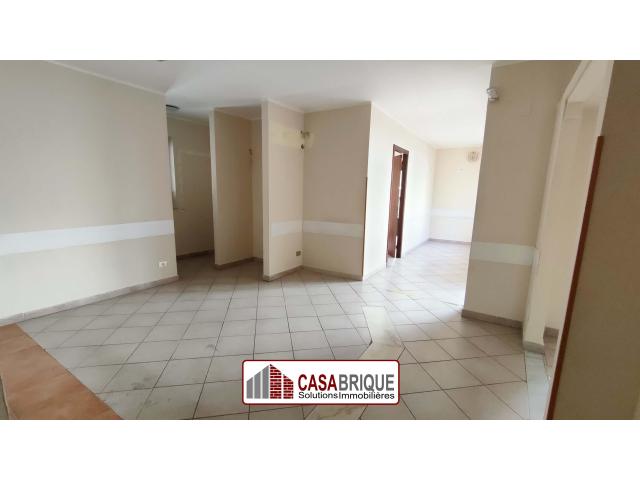 Appartamento in vendita al primo piano - centro Bagheria - 8/10