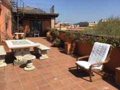 Attico prestigioso panoramico Roma centro