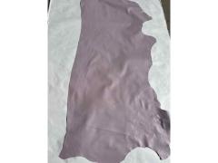 Pelle di vitello nappato anilina viola