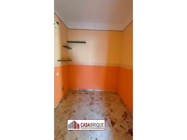 Ampio appartamento al secondo piano da ristrutturare ad Aspra - 9/10