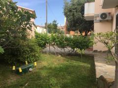 Alloggio con giardino posto auto a Budoni
