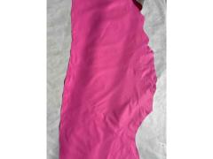 Pelle di vitello liscia colore fucsia fluorescente