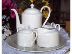 Servizio da tavola latte, caffè, tè, in porcellana