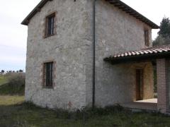 Rif. 117a casale vicinanze Todi