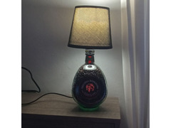 Lampade costruite con bottiglia