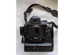 Nikon D 5000+Battery Grip