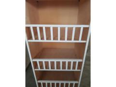 Scaffale in legno per panetteria usato