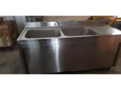 Lavello in inox 2 vasche+2 ante scorrevoli usato