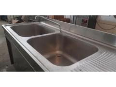 Lavello in inox 2 vasche+2 ante scorrevoli usato