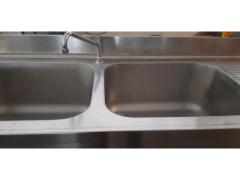 Lavello in inox 2 vasche+2 ante scorrevoli usato