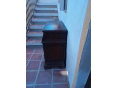 Mobiletto in legno