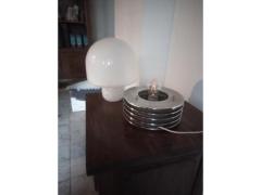Lampada da tavolo