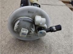 Pompa benzina Yamaha YZF 125 R 5B2-E3907-10