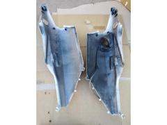 Fianchetto laterale carena codone Suzuki Burgman 650 executive 2005