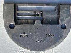 Pfaff 48519 placca 1 Ago a 3 ranghi per macchine industriali