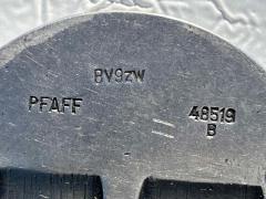 Pfaff 48519 placca 1 Ago a 3 ranghi per macchine industriali