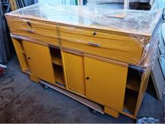 BANCO GIALLO VETRINA 2952
