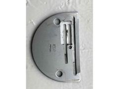 Placca macchina da cucire Singer Mod.12482