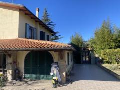 VILLA A MOIANO (CHIUSI)
